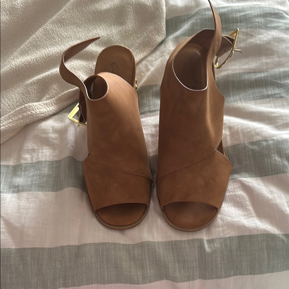 Pink Lily Tan Heels with Slingback Strap